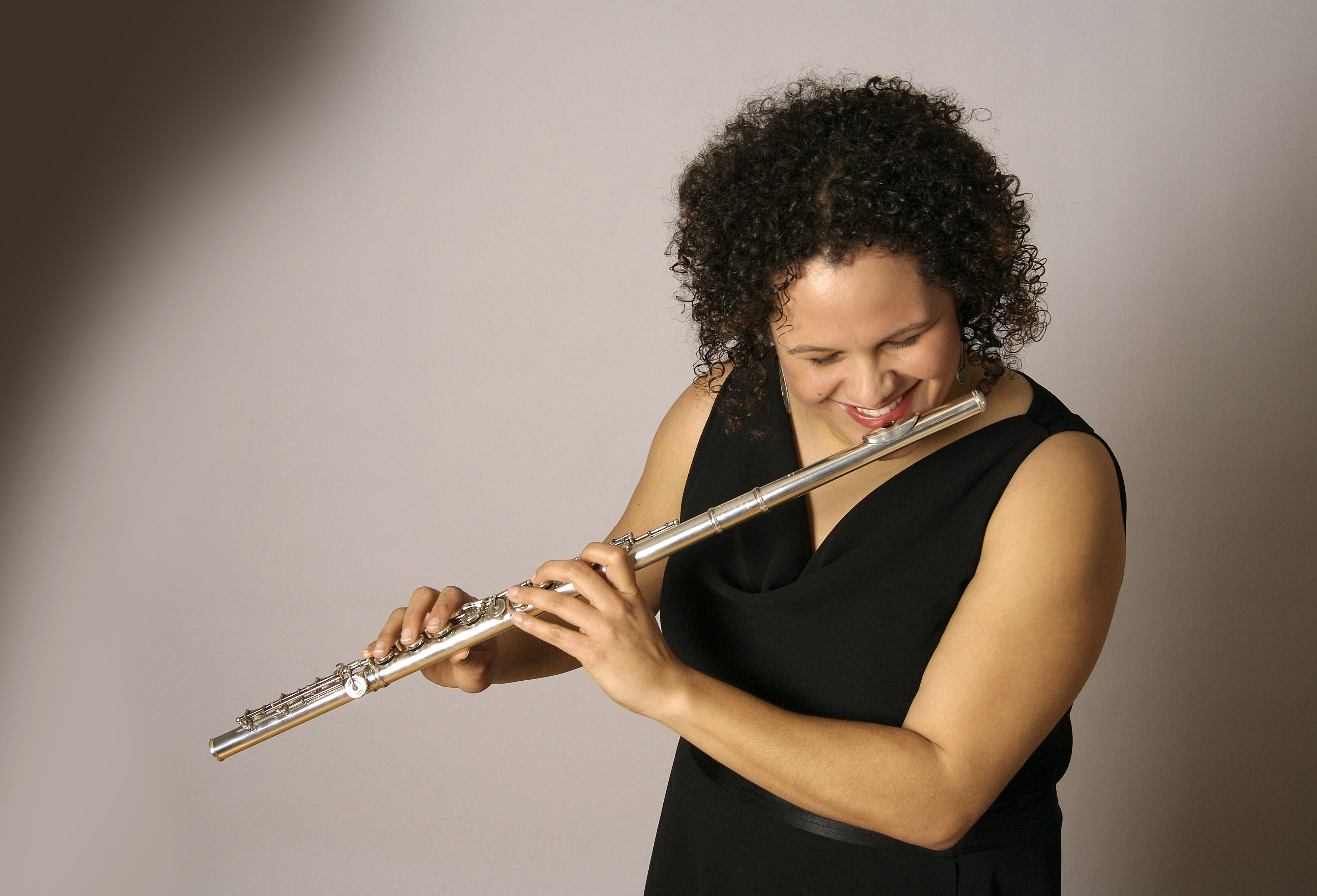 Paula Gudmdundson, Flute